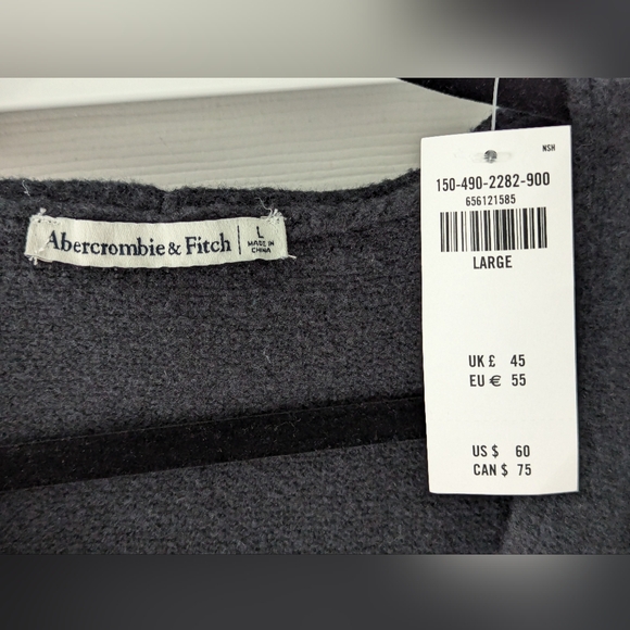 NWT Abercrombie&Fitch black sweater top (size L) - Picture 2 of 4